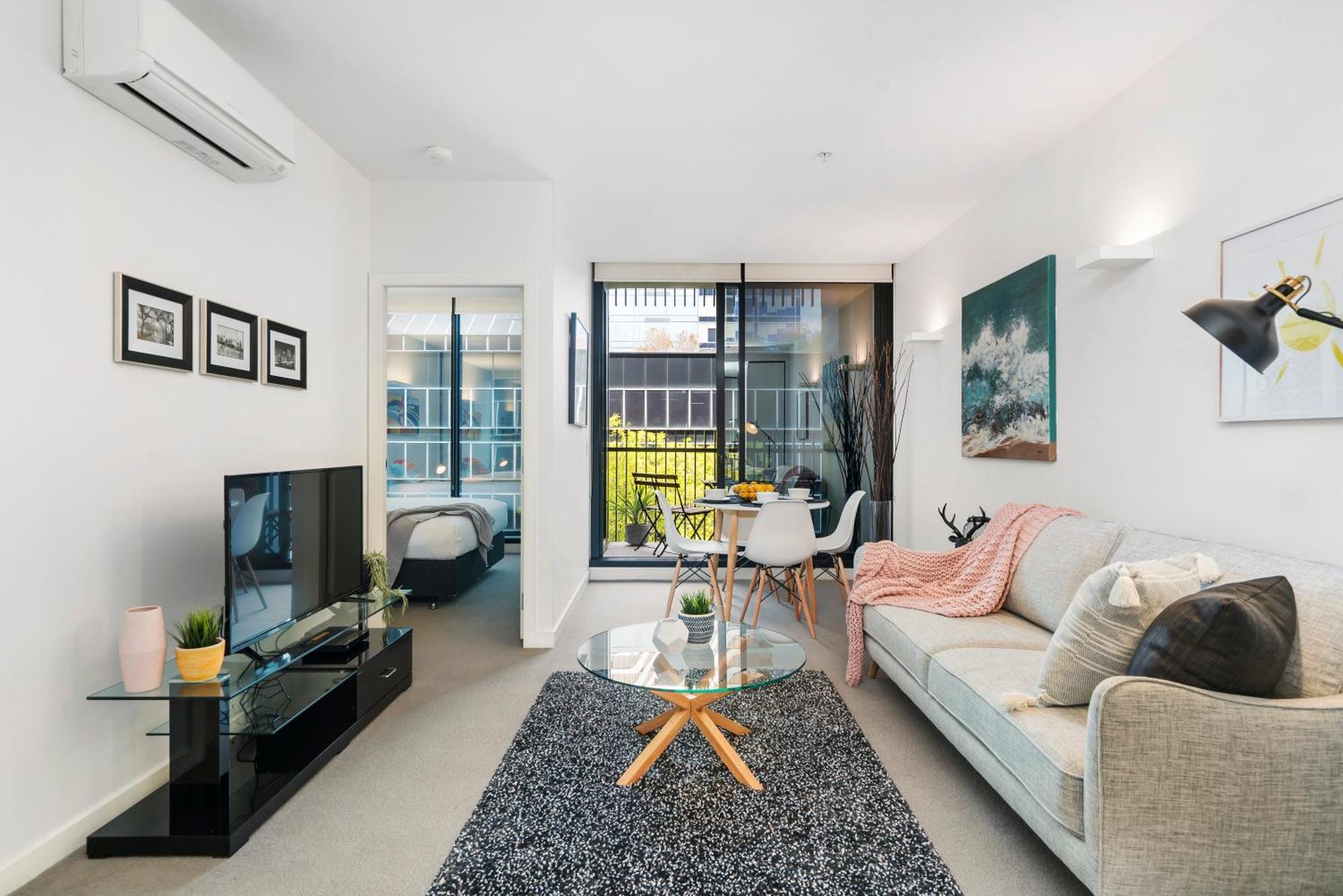 Complete Host Leopold Apartments Melbourne Exterior photo