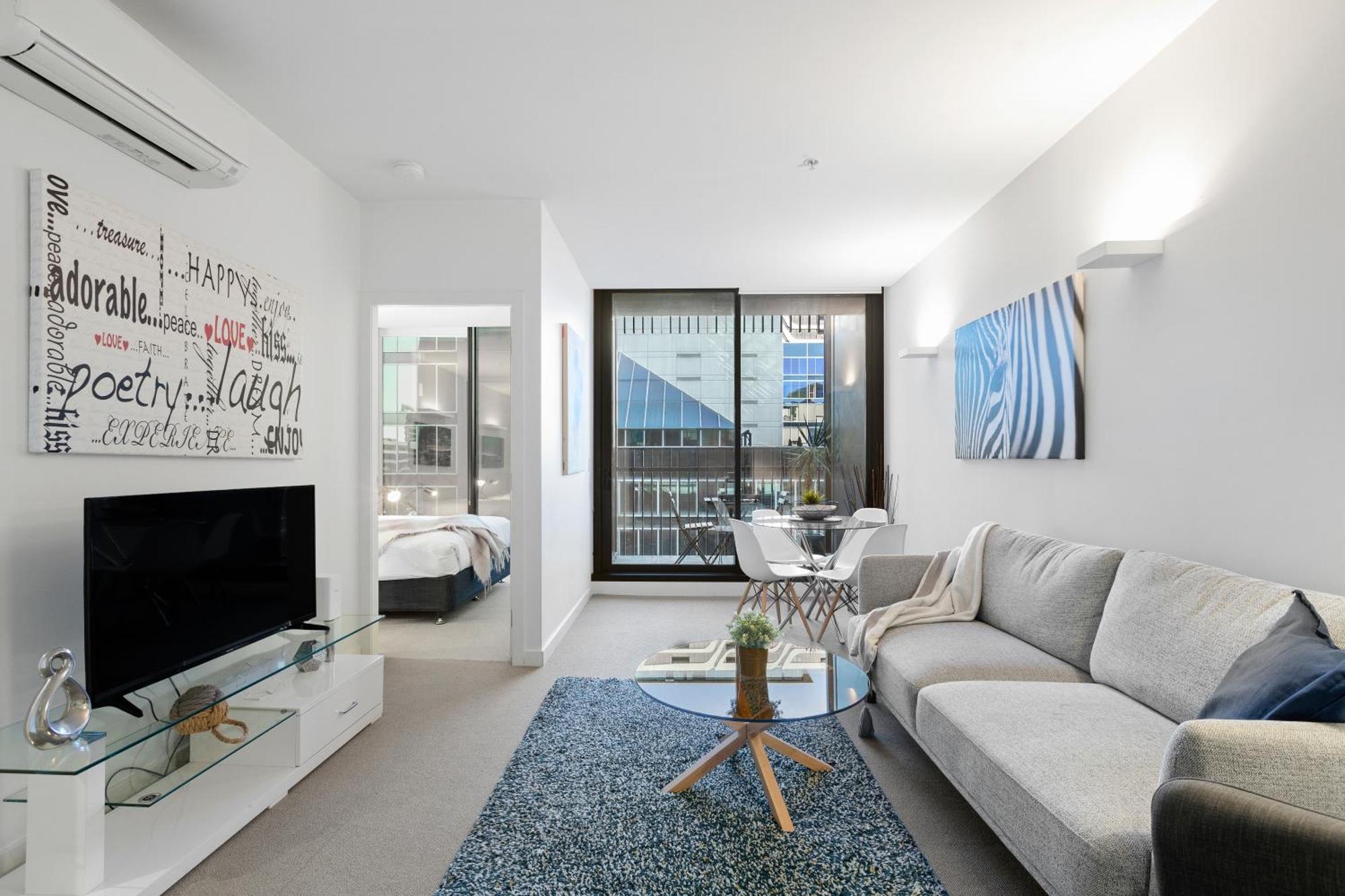 Complete Host Leopold Apartments Melbourne Room photo